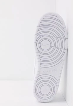 Nike Sportswear Court Borough Unisex - Sneakers Laag - White -kinderkledingwinkel 069eb7b6db824a2884963fa639ec5c16