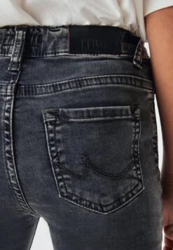 LTB Sophia- Jeans Skinny Fit - Almost Black Wash 12 LTB Sophia- Jeans Skinny Fit - Almost Black Wash -kinderkledingwinkel 1c31e0d507d24064967ce1ddf16dde4a