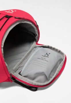 Haglöfs Backpack - Scarlet Red 15 Haglöfs Backpack - Scarlet Red -kinderkledingwinkel 200c6ebfd24446f58aa32a981358b6ae