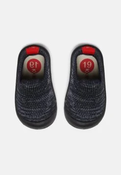 Kickers Kick Easy Barefoot Unisex - Pantoffels - Marine/Gris -kinderkledingwinkel 2f2f631d126a405f8291dcb929e1b150