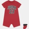 Jordan 23 Romper Bootie Set - Jumpsuit - Gym Red 1 Jordan 23 Romper Bootie Set - Jumpsuit - Gym Red -kinderkledingwinkel 4204f6c69b914ab49cc7117c4de64245