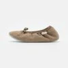 Shepherd Varberg - Pantoffels - Stone 1 Shepherd Varberg - Pantoffels - Stone -kinderkledingwinkel 6ea562a0c93148478269ec477839bba1