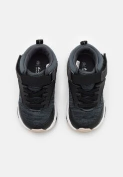 Viking Arendal Mid Gtx Unisex - Outdoorschoenen - Black/Charcoal -kinderkledingwinkel 77b4a8eb17bb49a19aff7a6314081d87