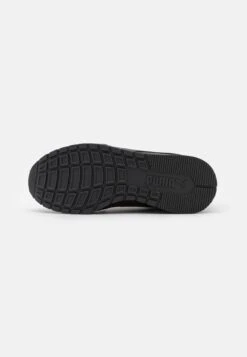 Puma Runner Jr Unisex - Sneakers Laag - Black 12 Puma Runner Jr Unisex - Sneakers Laag - Black -kinderkledingwinkel 7e57b33afef94c0e89df7a959624e9d9