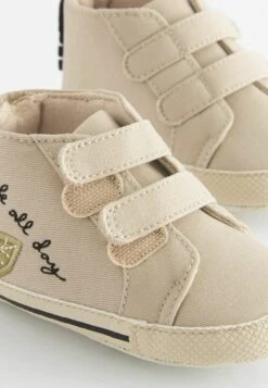 Next Pram Easy Fastening Standard - Babyschoenen - Stone Natural Giraffe -kinderkledingwinkel 81027522ad28499ba541ef5de449371d
