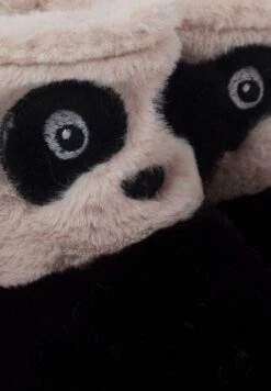 Panda - Pantoffels - White -kinderkledingwinkel 8b4683ec46e545f6b747e4ae19275b6e