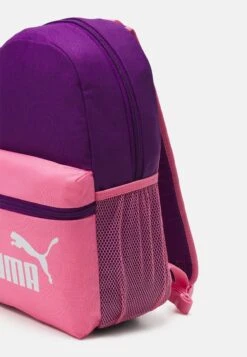Puma Phase Small Backpack Unisex - Sporttas - Strawberry Burst/Purple Pop 9 Puma Phase Small Backpack Unisex - Sporttas - Strawberry Burst/Purple Pop -kinderkledingwinkel 9412de1a934f4e78b710ebf4cd0476b6