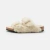 Birkenstock Arizona Unisex - Pantoffels - Eggnog -kinderkledingwinkel a42457dff02f4be8b7888462cfc0b7bd