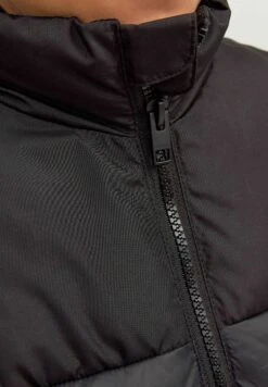 Jack & Jones Junior Bodywarmer - Black -kinderkledingwinkel ad7326a4cded4fe89073a29006e72184