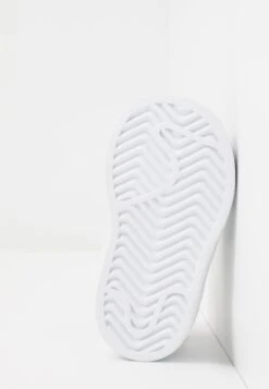 Adidas Originals Superstar - Sneakers Laag - Footwear White -kinderkledingwinkel af31a9aa9b3b462ea3bdf973afc29c2c