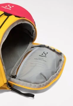 Haglöfs Backpack - Pumpkin Yellow/Scarlet Red -kinderkledingwinkel bca02ffef8c245f18d08028a76b2235d