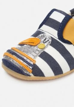 Living Kitzbühel T Modell Möwe - Pantoffels - Nachtblau -kinderkledingwinkel ca47f0d4cd16453194c00a5c7fa52b5a