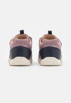 Geox Iupidoo Girl - Sneakers Laag - Rose Smoke/Navy -kinderkledingwinkel db47644754e94f91a30e896d0a82dc44