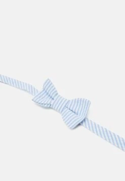 Il Gufo Accessory Bow Tie Unisex - Vlinderdas - Light Blue 7 Il Gufo Accessory Bow Tie Unisex - Vlinderdas - Light Blue -kinderkledingwinkel e23c45c398c14d25896dcbcb117b230c