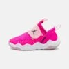 Jordan 23/7 FundUnisex - Sneakers Laag - Fierce Pink/Black/Soft Pink/White -kinderkledingwinkel e8fba51fcd104142ba101e835d054600
