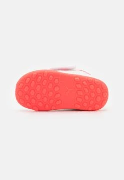Puma Future Play Tt Unisex - Voetbalschoenen Voor Kunstgras - White/Fire Orchid -kinderkledingwinkel f3ef214b3fcd4f29aee0fb58cfb2fe34
